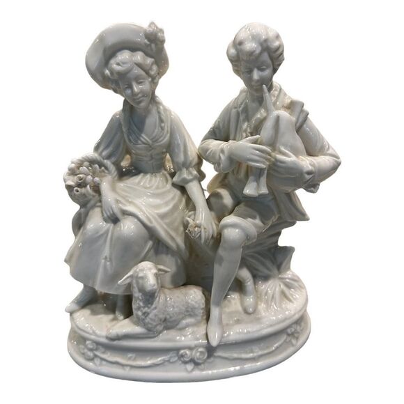 Capodimonte crown over N  Dresden Germany courting  Depicting 1800's Couple - Picture 1 of 12